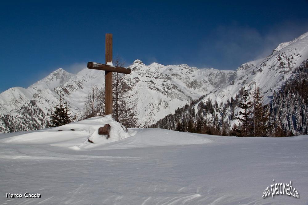 04_La croce ed il Tre Signori.jpg